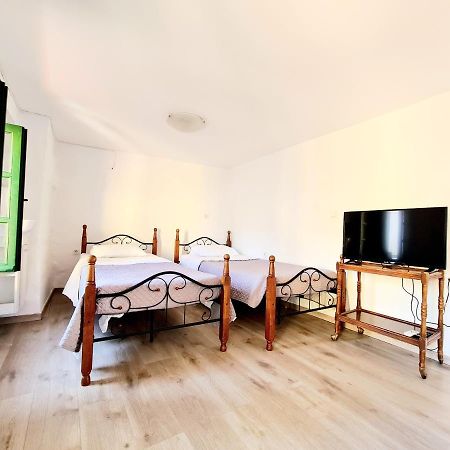 Piccolo Modern Suites Old Town Rhodes City Εξωτερικό φωτογραφία