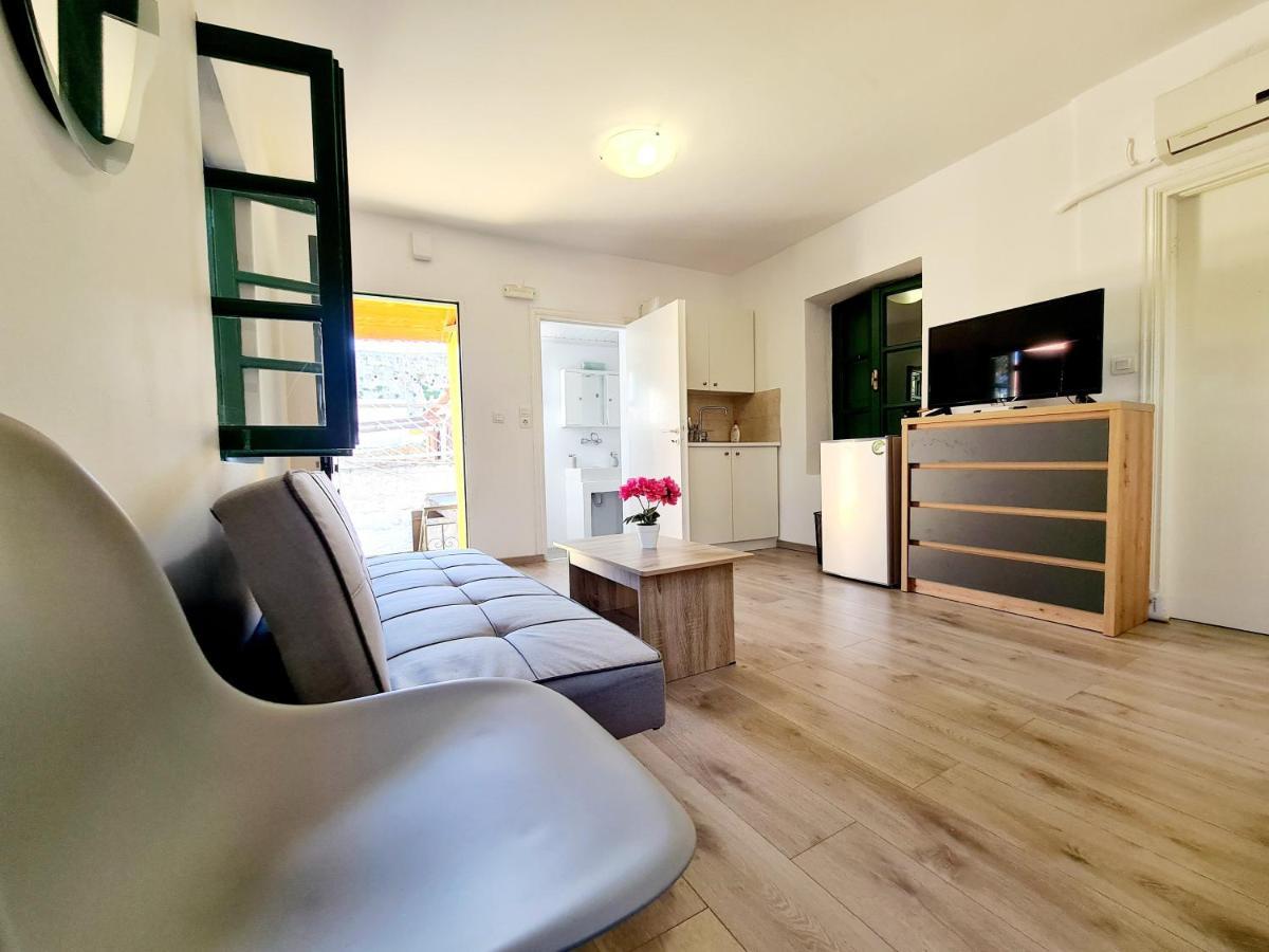 Piccolo Modern Suites Old Town Rhodes City Εξωτερικό φωτογραφία